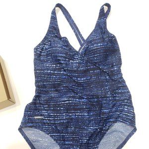 Speedo size large 1 piece